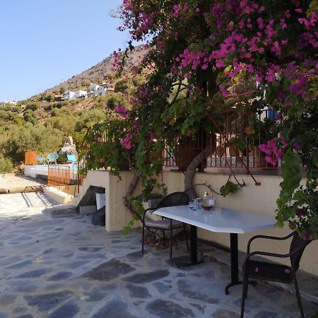Villa Lir Thólosz Kültér fotó